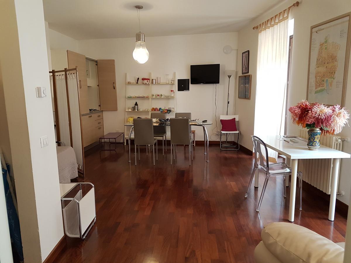 Bed & Parking Apartment Палермо Екстериор снимка