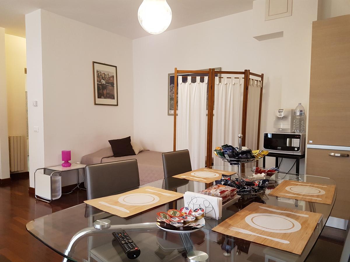 Bed & Parking Apartment Палермо Екстериор снимка