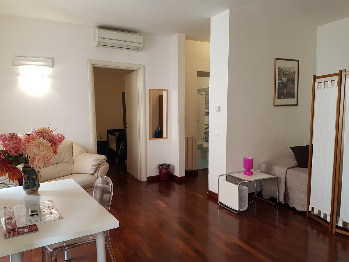 Bed & Parking Apartment Палермо Екстериор снимка