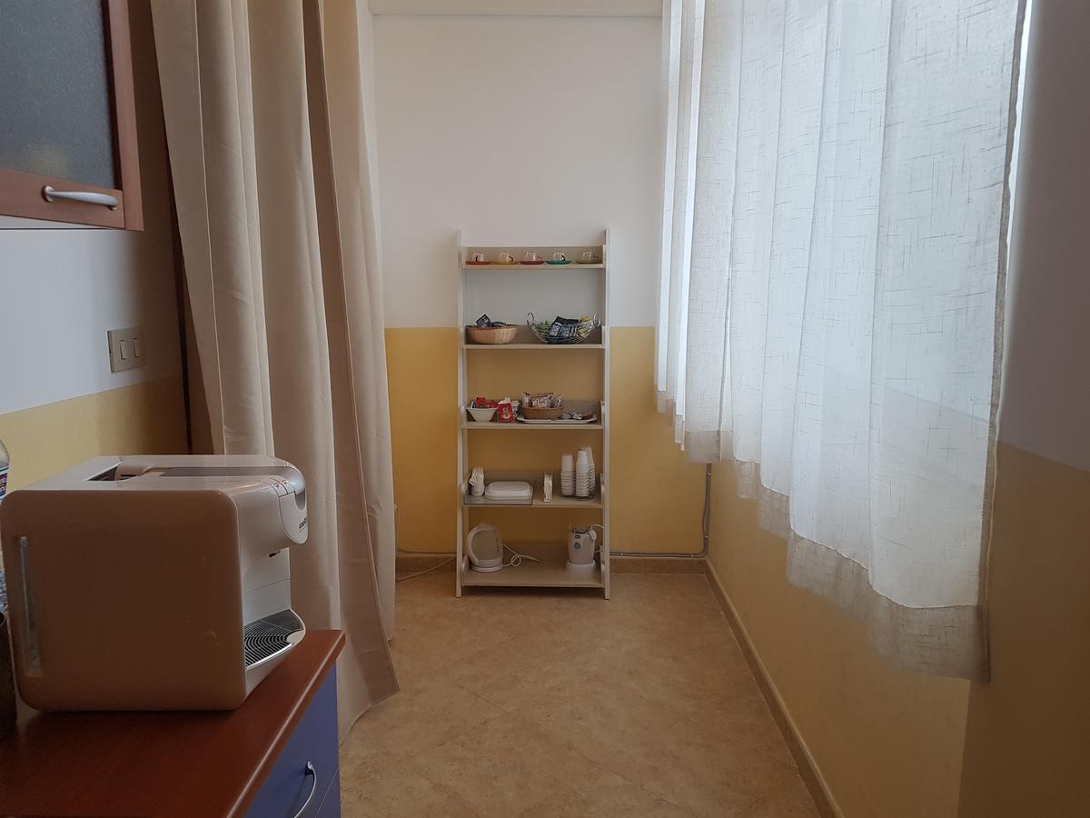 Bed & Parking Apartment Палермо Екстериор снимка